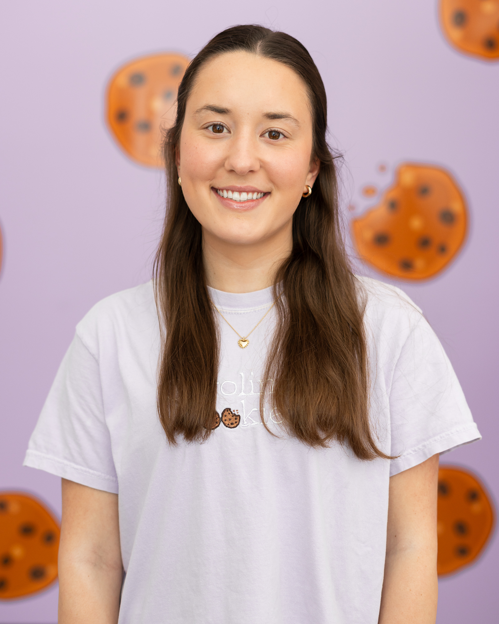 Caroline's Cookes Headshot.jpg