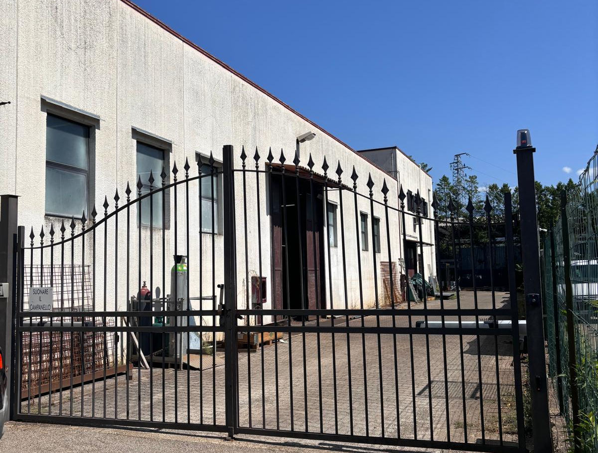 Ingresso azienda Stagi Giann ifabbro a San Giovanni valdarno in via carlo Emilio gadda 11 52027 Arezzo, Toscana