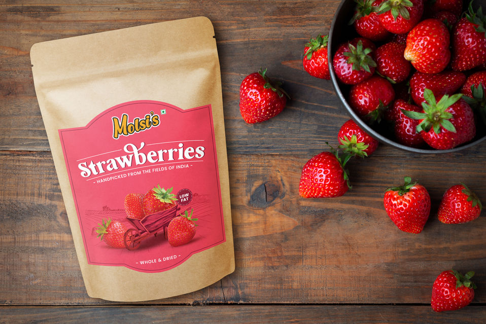 fresh-strawberries-wooden-table
