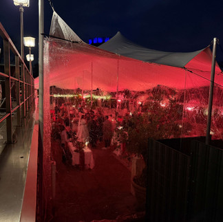 Hochzeit im Bootshaus Oberhausen - Foto des Außenbereichs mit Zelt 1