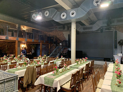 Ufer Studios Münster - Hochzeit Brick's - Saal Tische 1 - DJ Alex Finger.jpg