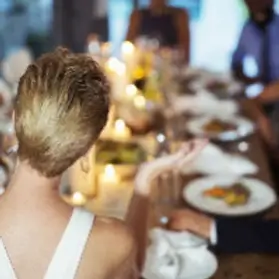 Hochzeits-DJ NRW - Dinner, Reden & Spiele.webp