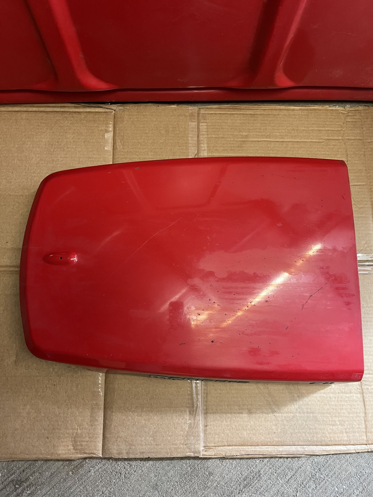Mahindra Hood (10462611BP0)