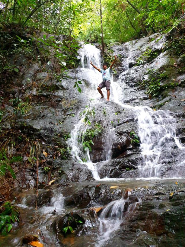 HIKE TO REACH