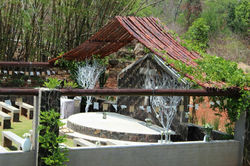 580552_572730476134225_1606881042_n