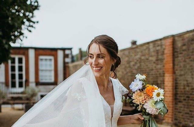 Natural bridal makeup artist for London brides.