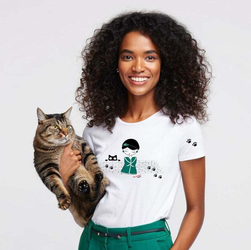 T-shirt in cotone biologico Cat di My Secret Soul, brand di moda etica