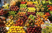 Marché aux fruits coloré