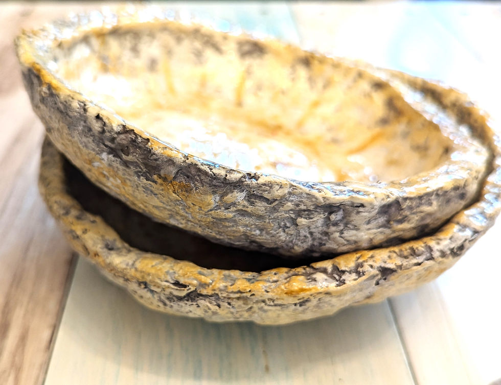 Schalen aus Pappmaché