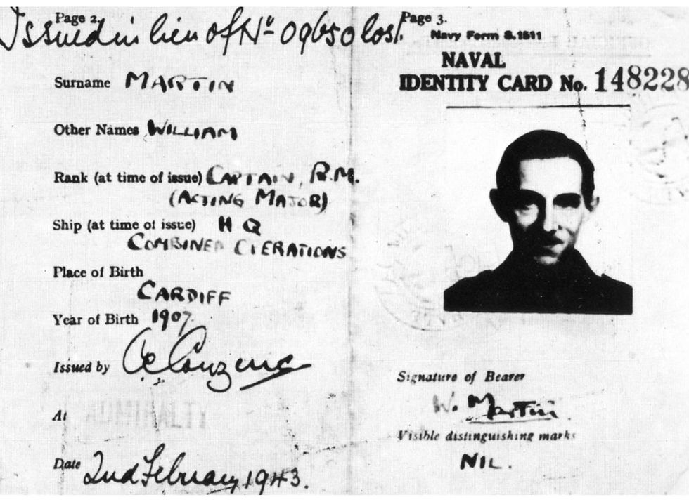 O homem que nunca existiu: a verdadeira história da operação mincemeat - História em Destaque