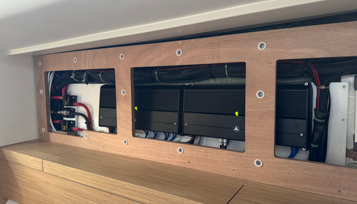 Jl Audio AMP