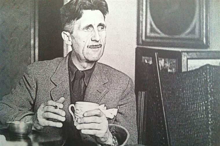 Orwell'dan Bir Yazı: Nazi İşgali ve Makyaj Üzerine