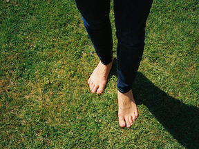 Why do you need to ground yourself?