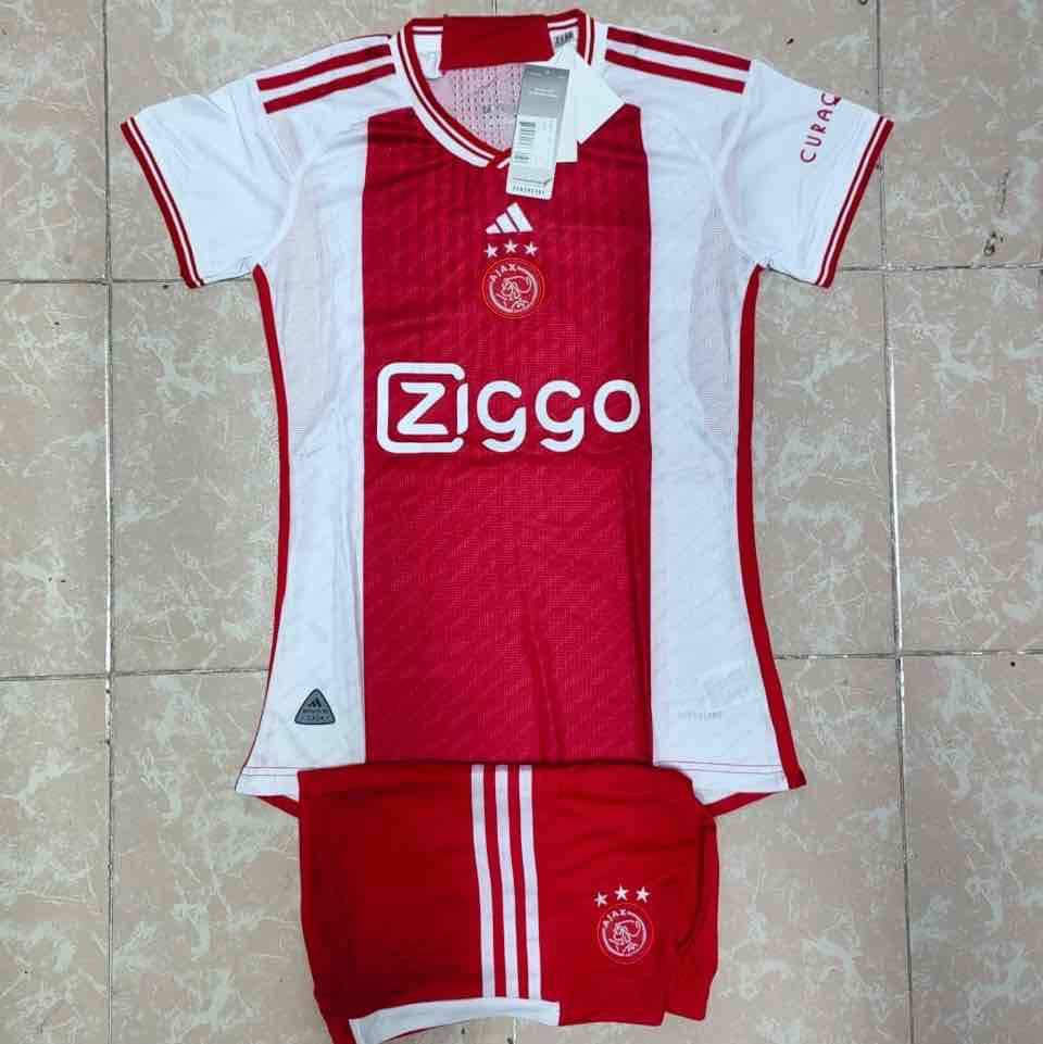 Ajax Local 23 Dama