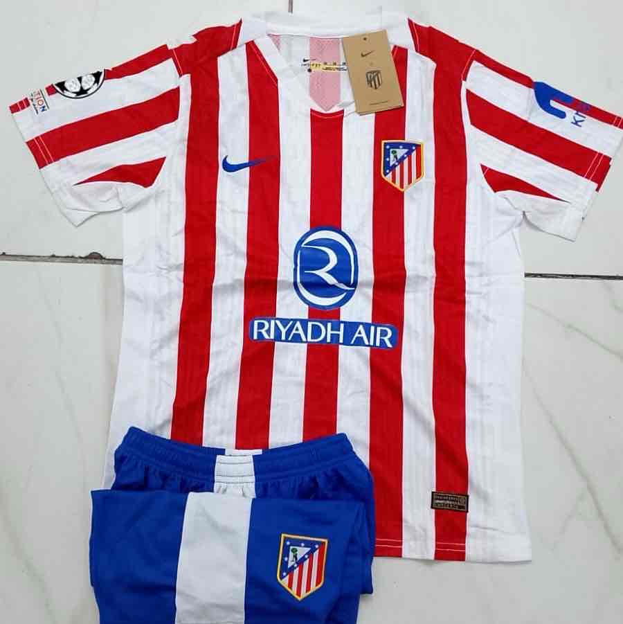 Atletico de Madrid Local 25 Niños
