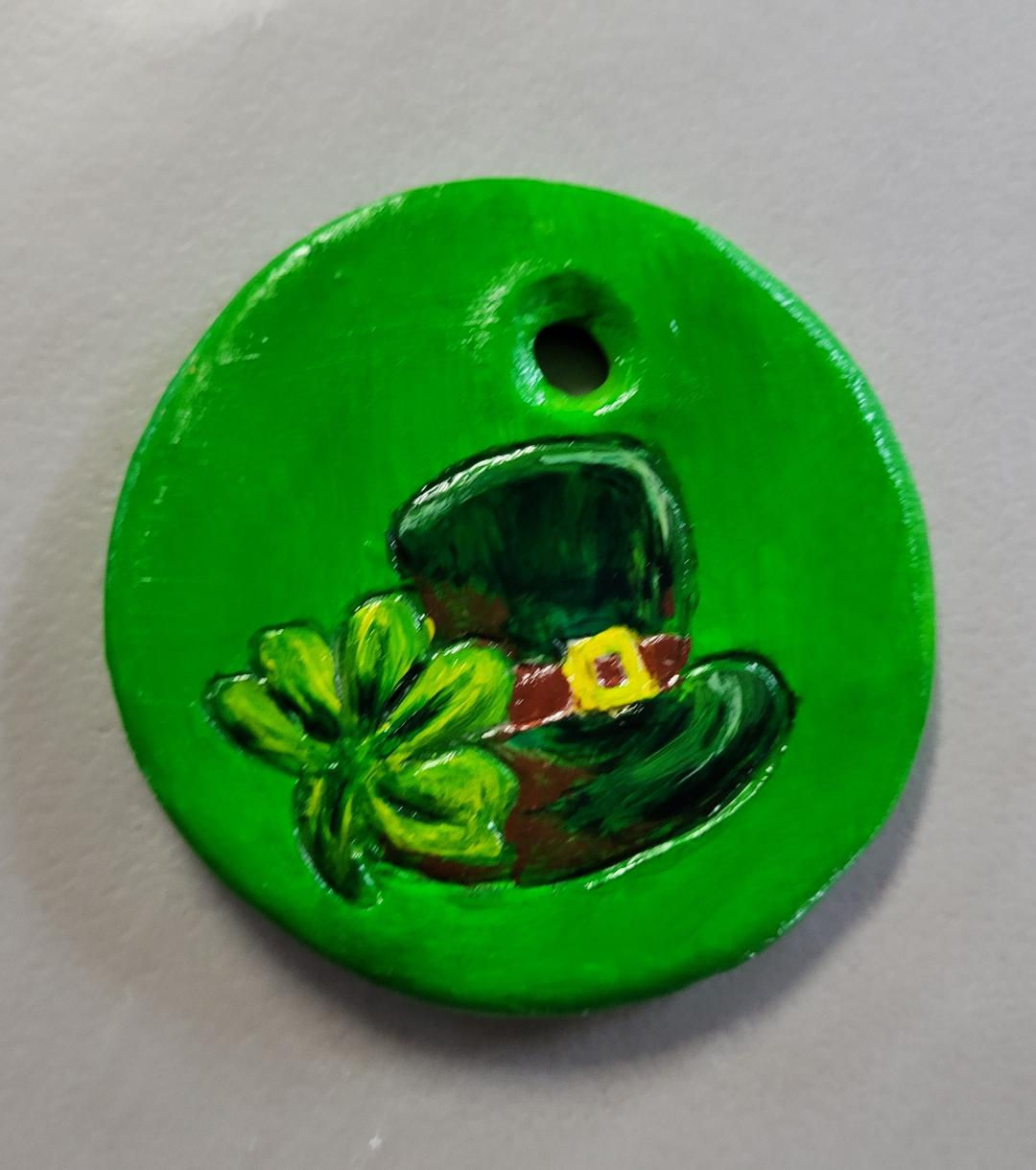 Shamrock and Top Hat Garden Charm