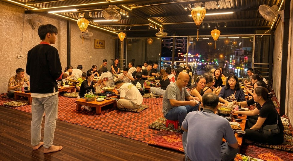 Không gian tầng 2 Nhà hàng A Phủ Sapa