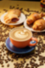 CAFÉ / COFFEE