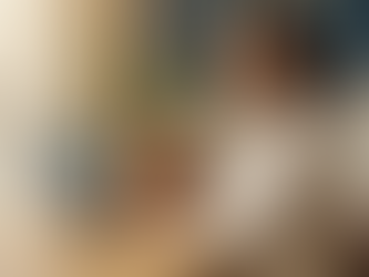 Emprendedor colombiano en turismo trabajando de forma digital con una agencia de viajes como franquicia en Colombia.