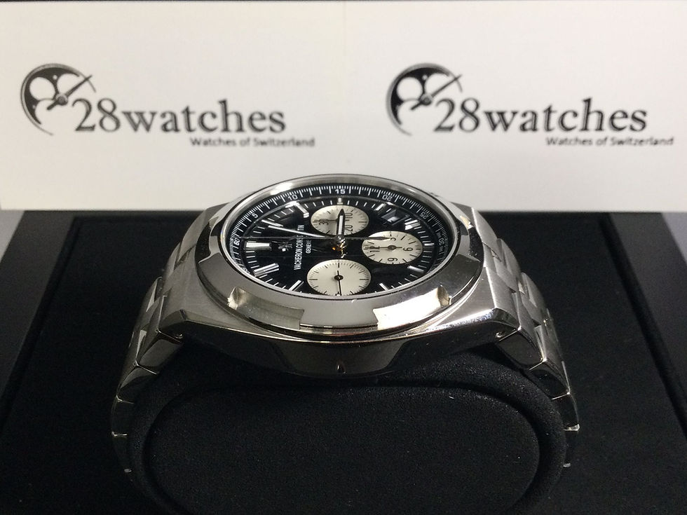 Thumbnail: Pre-Owned Vacheron Constantin Overseas 5500V/110A-B481 - Causeway Bay branch