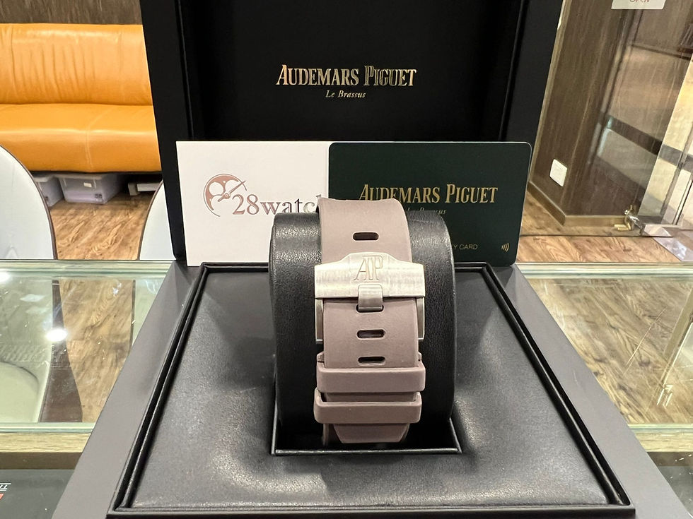 Thumbnail: Pre-Owned Audemars Piguet Royal Oak Offshore 26400IO 二手 - 尖沙咀店