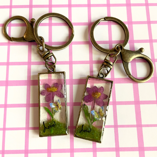 Thumbnail: Dried Flowers Butterfly Resin Bronze Charms Keychain Bag Charm