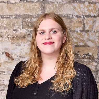 Emma S (4).png