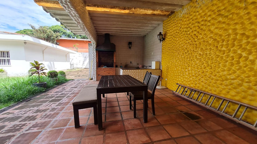Área de churrasqueira e edícula em casa à venda no Brooklin Paulista, São Paulo