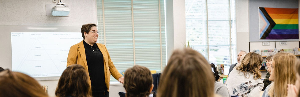 Shelley addressing classroom