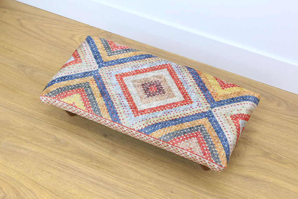 Miniature : Ottoman Footstool