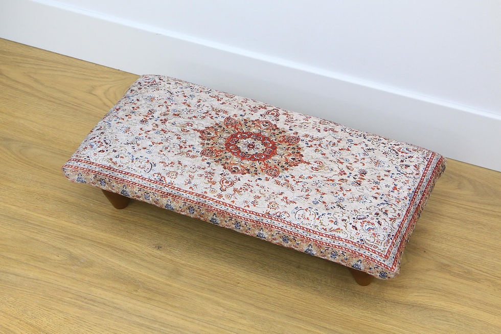 Miniaturbild: Multipurpose Saddle Stool