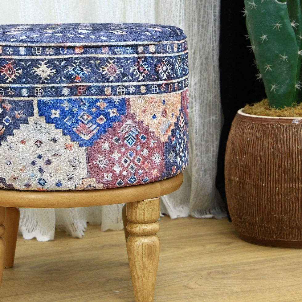 Thumbnail: Vintage Style Make Up Bench