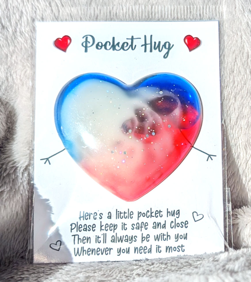 Resin Pocket Hug (M)