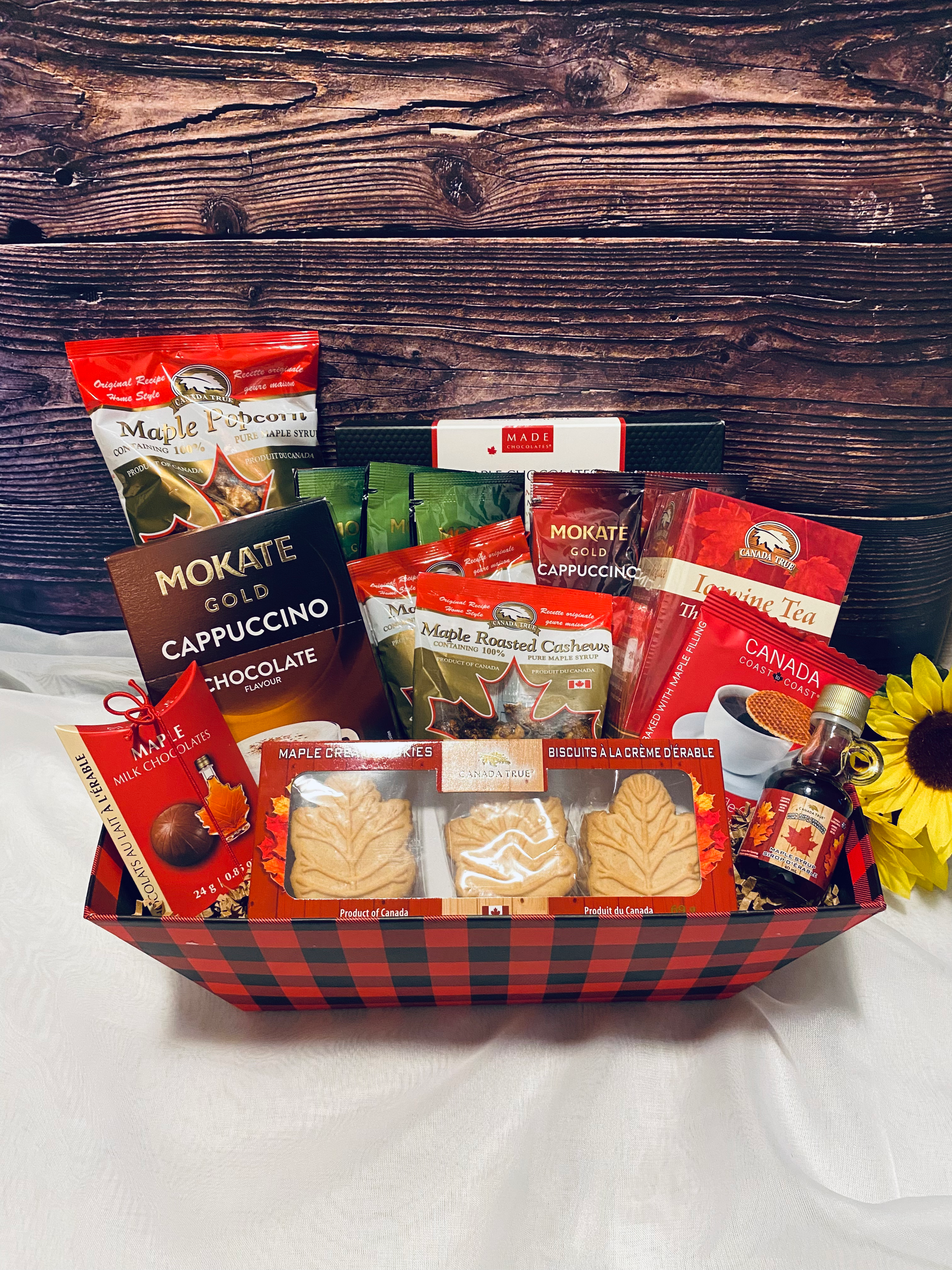 Canadian Maple & Cappuccino Gift Basket 
