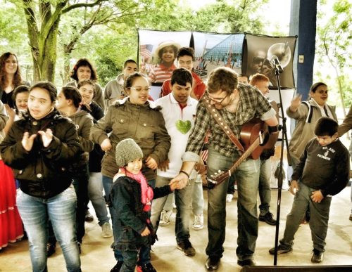 Dance party during our concert at Denide!