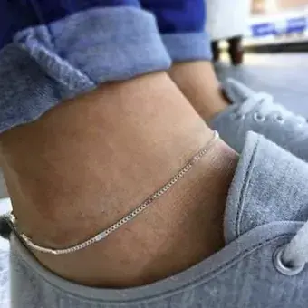 Thumbnail: Simple Chain Anklet