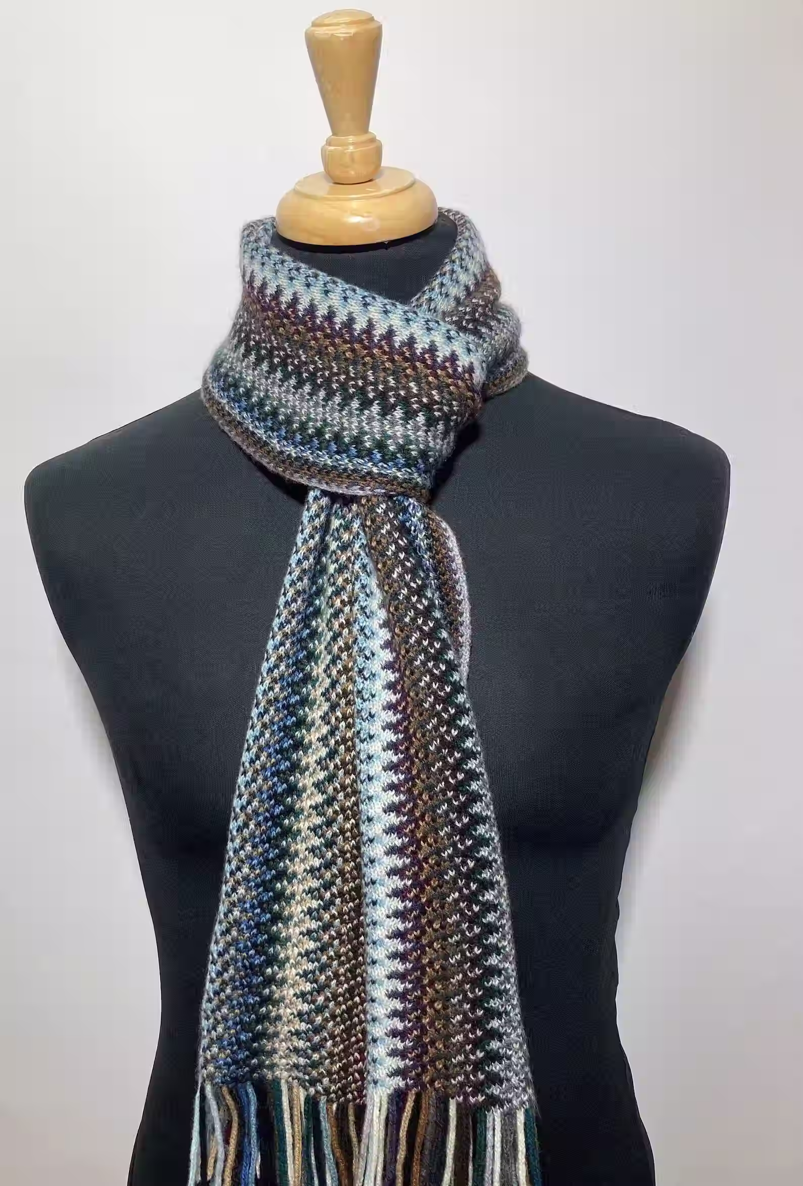 Soft Knit Patterned Scarf