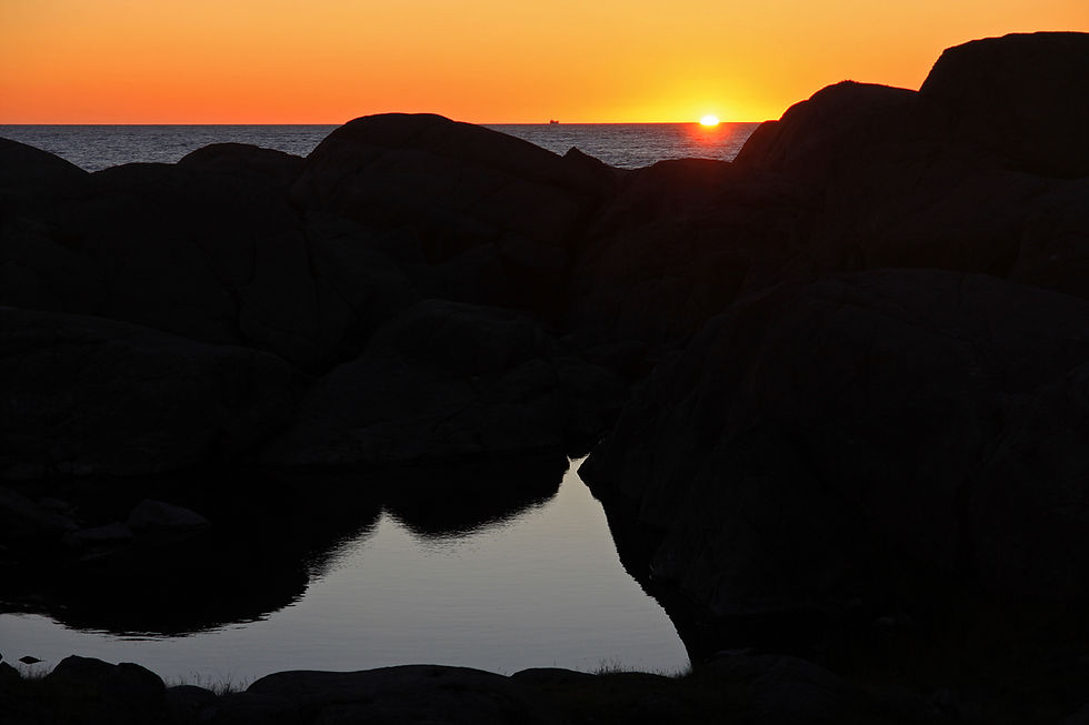 Solnedgang over svaberg.jpg