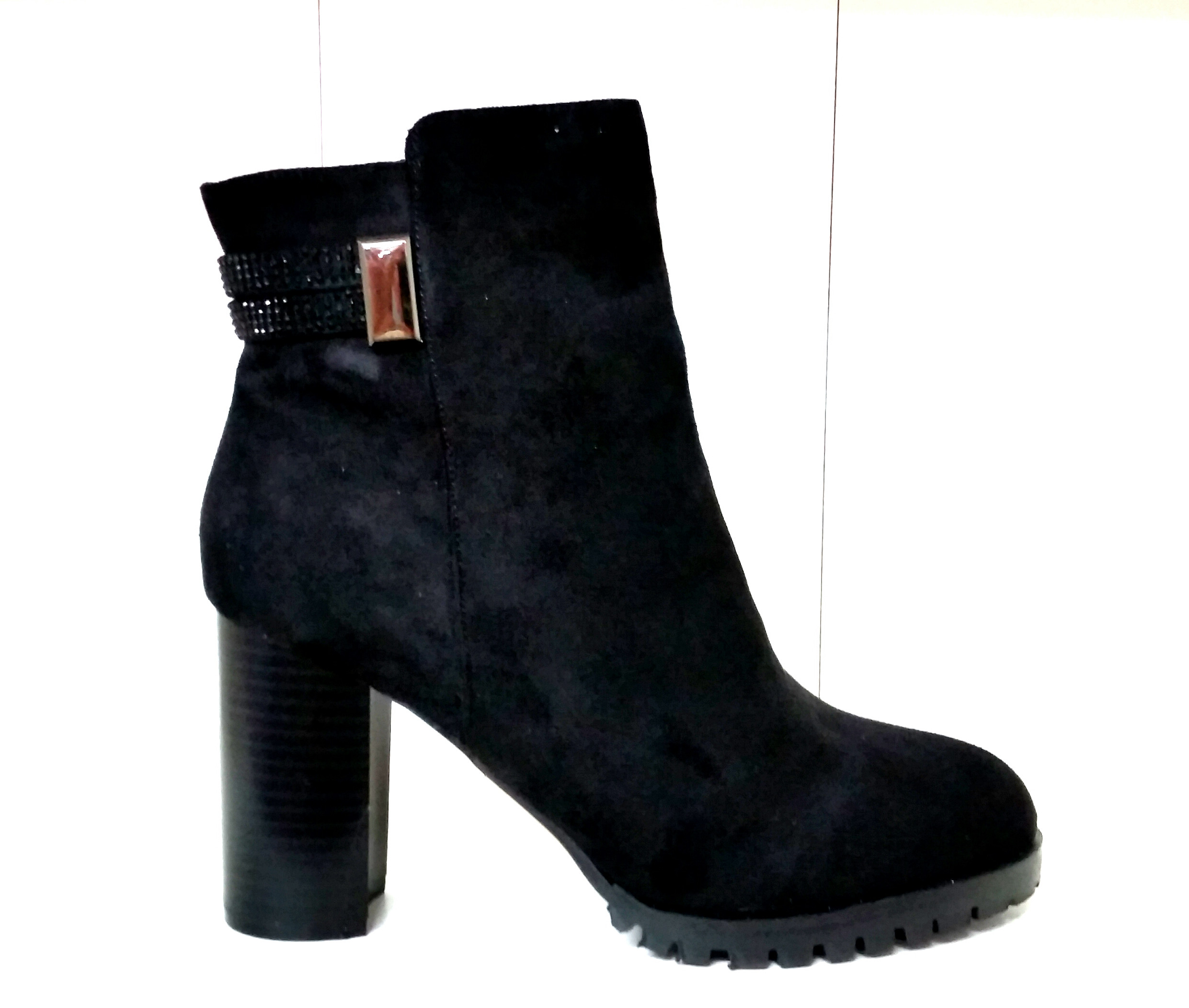 Stivaletto nero