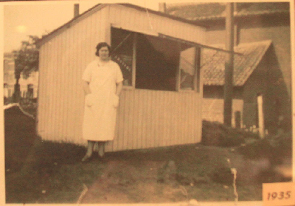 Foto overgrootmoeder 1935.jpg