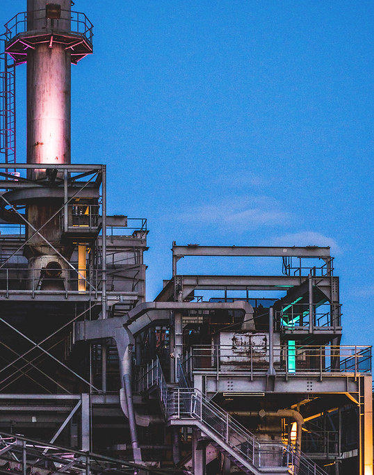Industria al atardecer