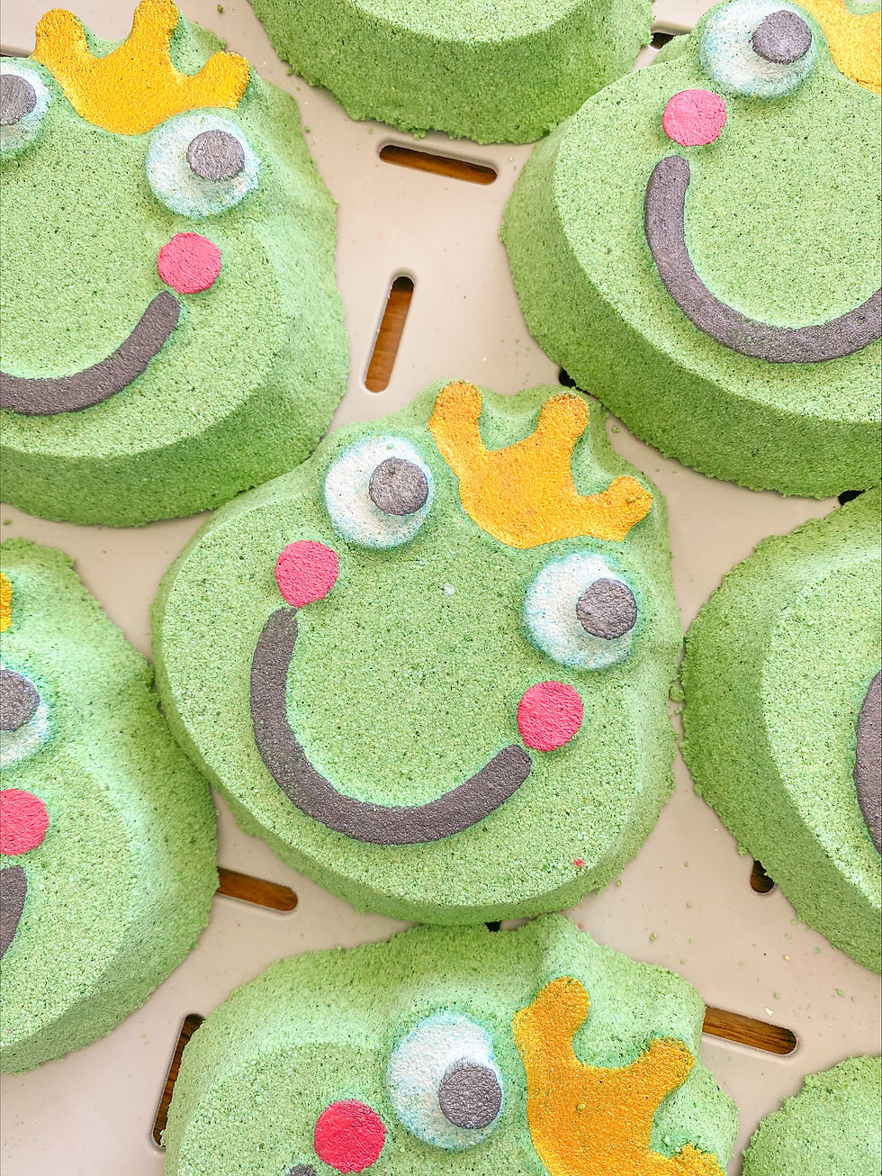 disney bath bomb, disney gifts, bath time gifts, bath bombs, novelty bath bombs, gifts for bath bomb lovers, cute gifts uk