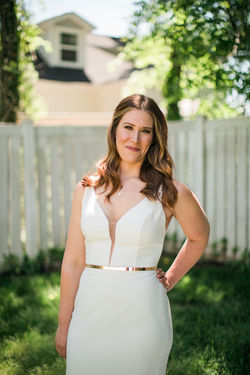 ELEGANT SPRING MCGILL ROSE GARDEN