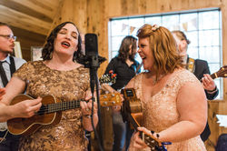 PHOTO: LIBBY MCGOWAN PHOTOGRAPHY