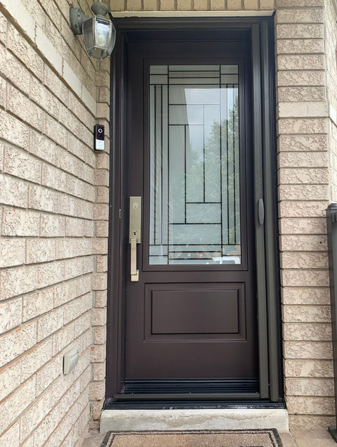 Retractable Single Door Screen in Toronto