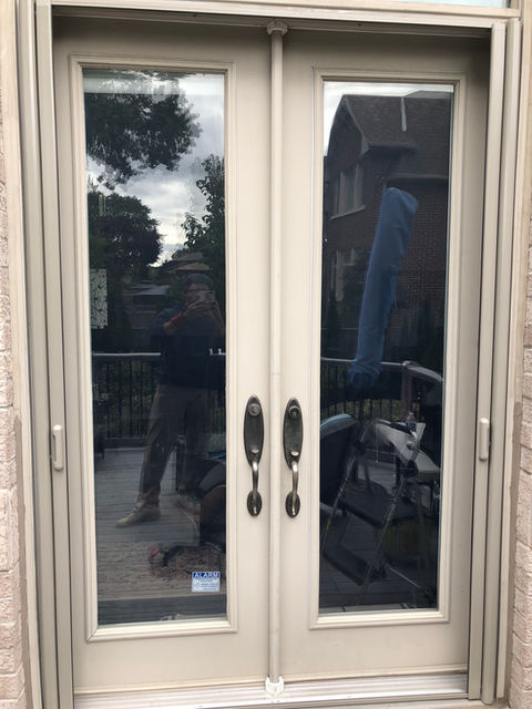 Double Door Retractable Screen in Toronto, Mississauga, Vaughn, Etobicoke