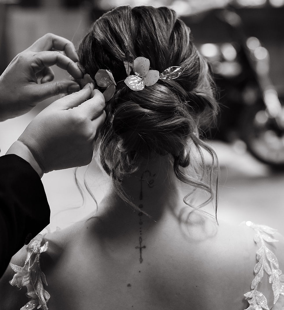 Thumbnail: Hairpiece Sofia