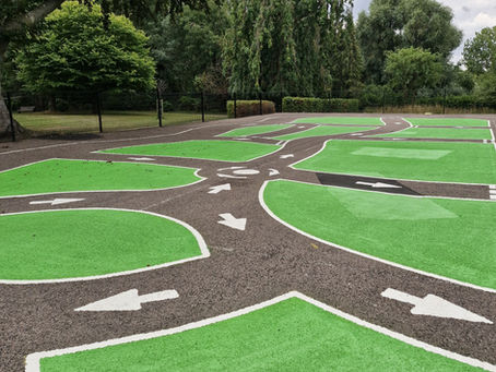 NEW Cycle Track with road markings in Essex and it's FREE! Visit the Chelmsford Bike Track!