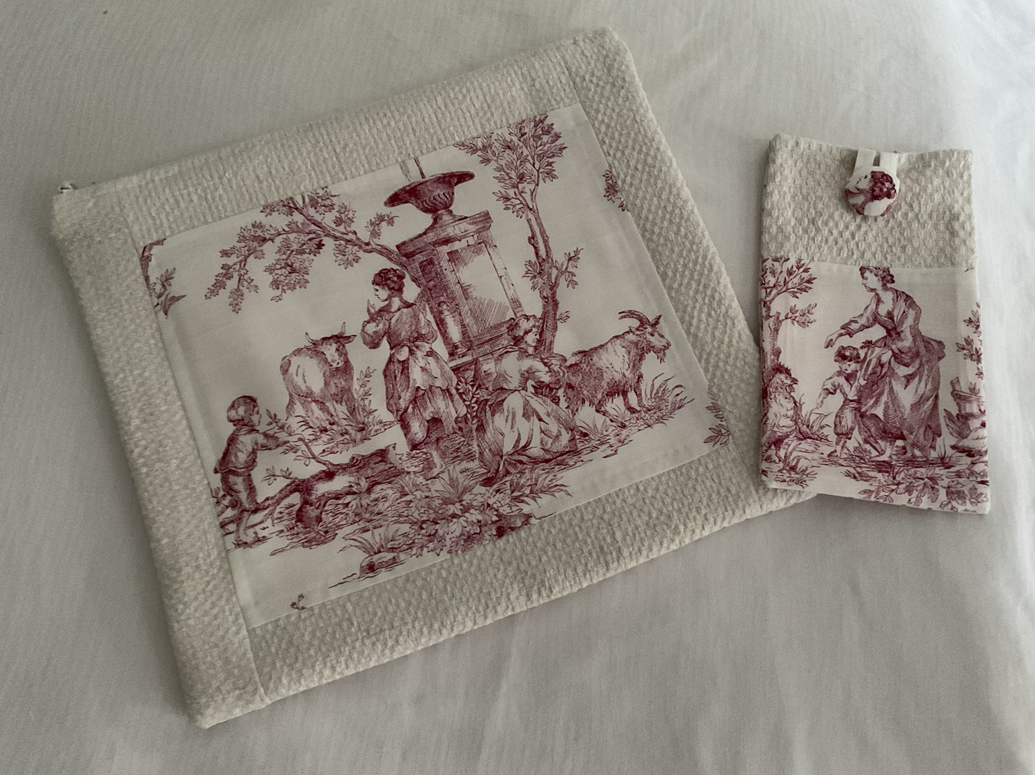 Pochette ordinateur + pochette chargeur rouge/écru