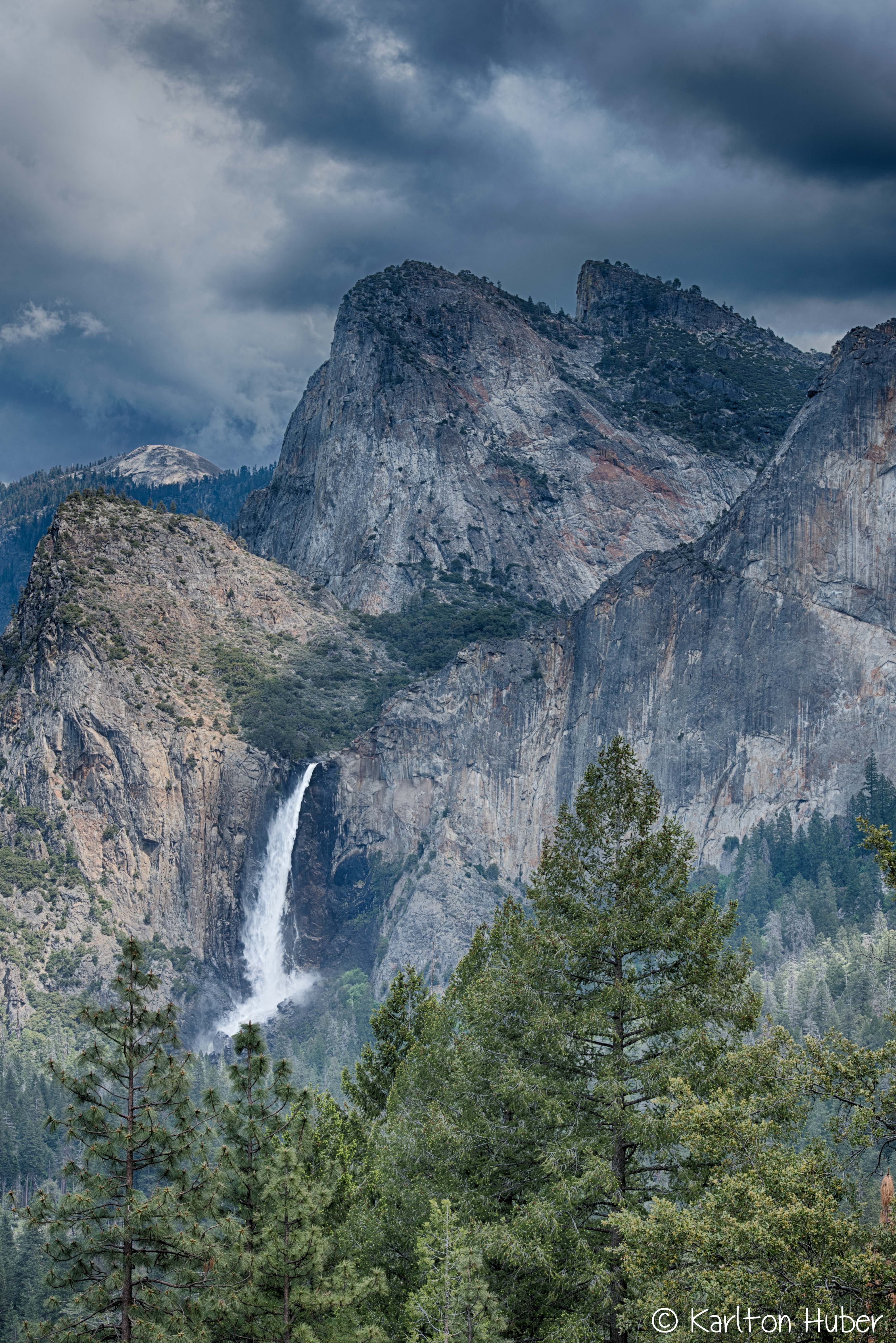 Yosemite - Bridalveil Fall, Just Before The Rain_HDR_5024_25